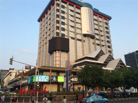 hotel dekat sarinah thamrin plaza|10 Hotel Terbaik Dekat Sarinah Thamrin Plaza .